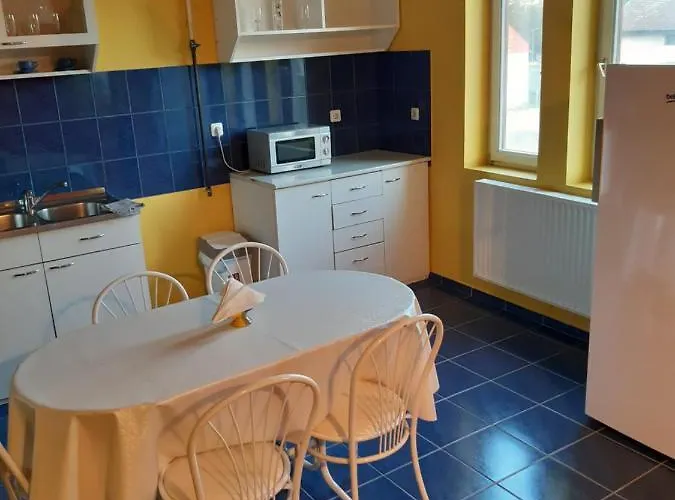 Gábor Pál 1 1 Apart-hotel Dunafoldvar